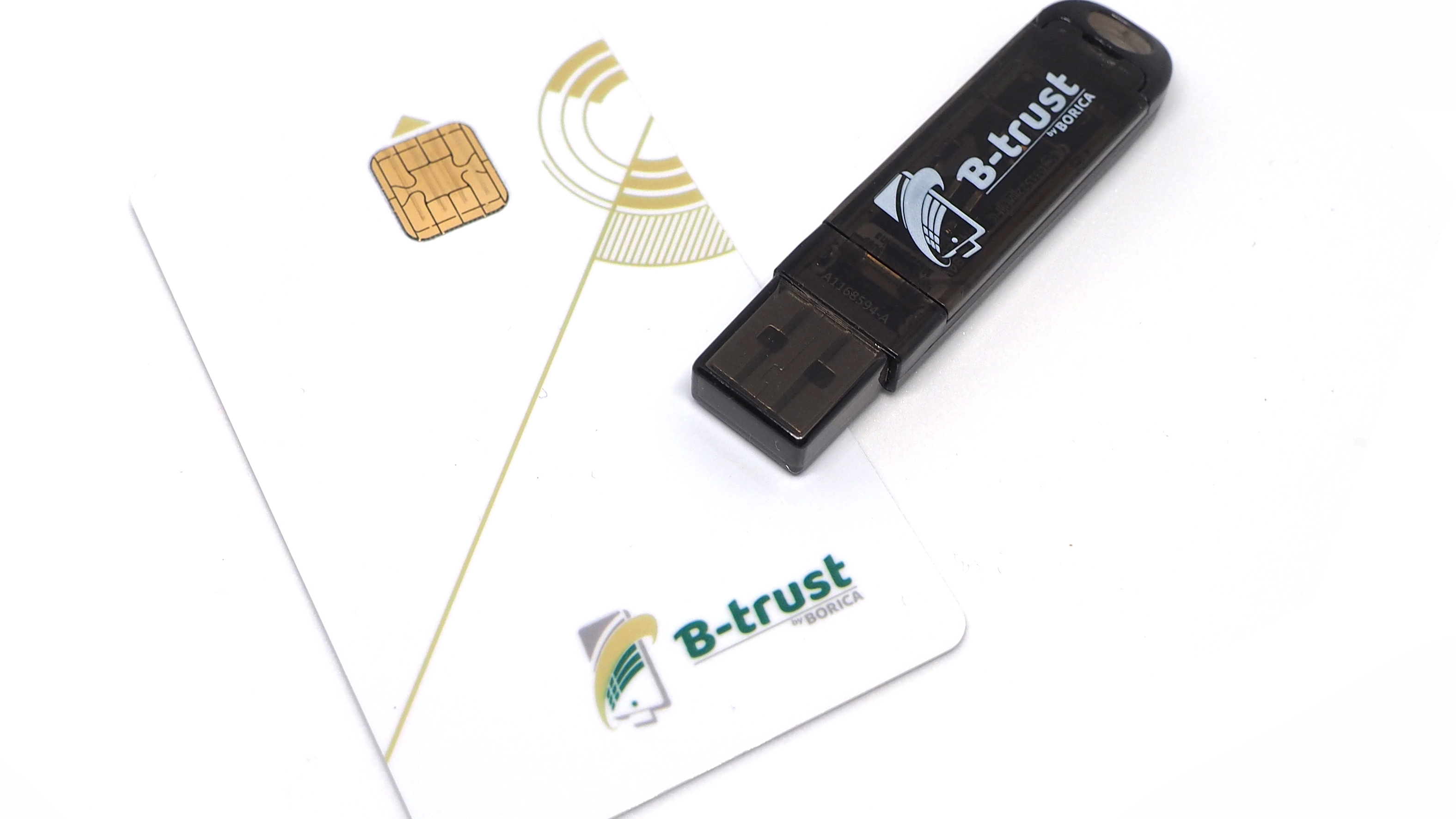 Криптомодуль. Smart Card Reader USB. Смарт карты Gemalto. Смарт карта на флешке что это. Флешка Gemalto смарт-карта.